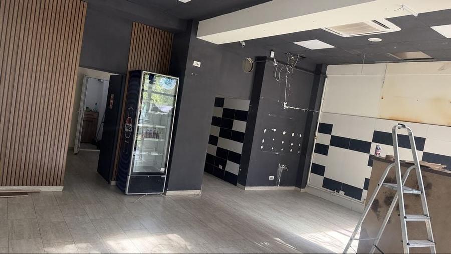 Spațiu comercial, de 80 mp, în Aurel Vlaicu