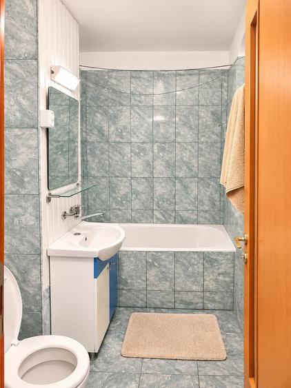 Apartament cu 2 camere semidecomandat în Central