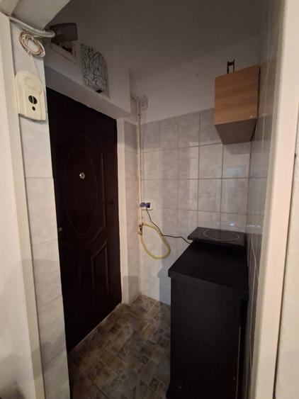 Garsonieră în Războieni