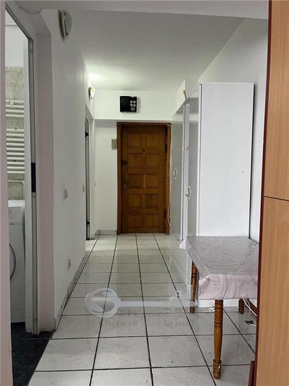 Garsonieră decomandată în Gară