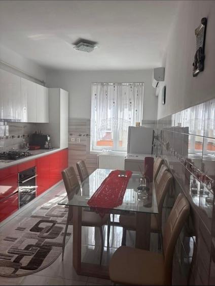 Apartament cu 2 camere semidecomandat, mobilat în Uioara de Sus