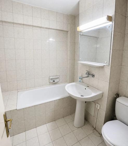Apartament cu 2 camere decomandat în Exterior Vest