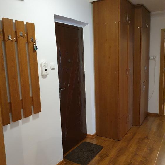 Apartament inchiriat 2 camere,decomandat,gaze,proprietar,Trocadero - 3