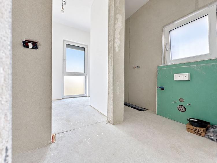 Duplex cu 4 camere cu Canalizare în Dumbrăvița