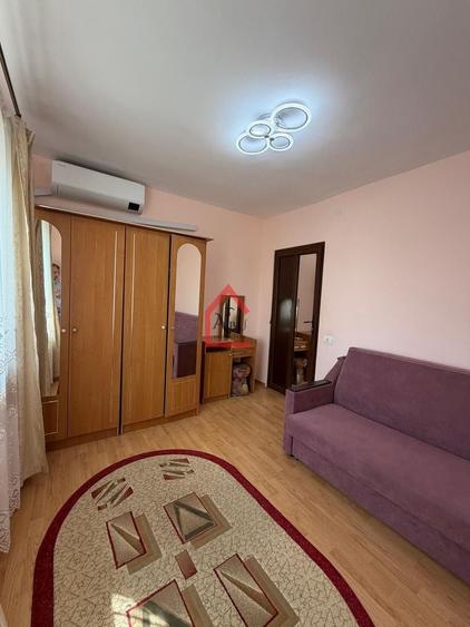Apartament cu 3 camere decomandat, mobilat în Mircea cel Bătrân