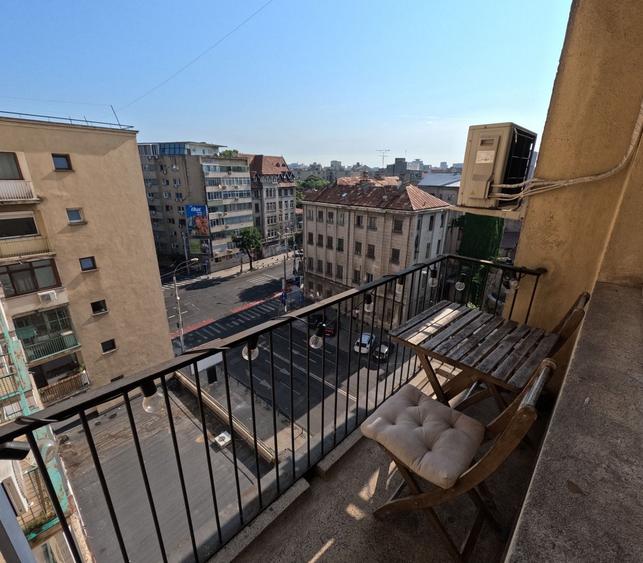 Apartament cu 2 camere semidecomandat în Cișmigiu