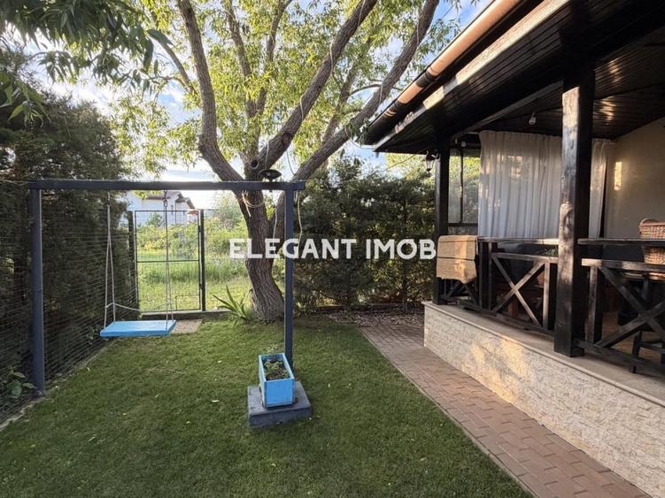 Casă individuală cu 6 camere cu Teren 600 Mp în Corbeanca