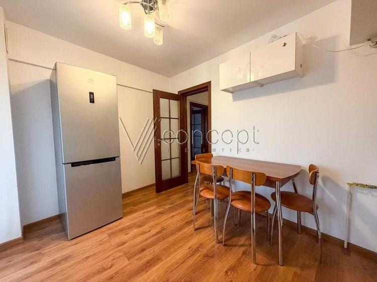 Apartament cu 3 camere decomandat în Unirii