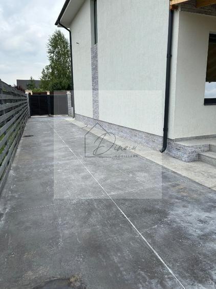 Casă individuală cu 5 camere cu Canalizare în Corbeanca
