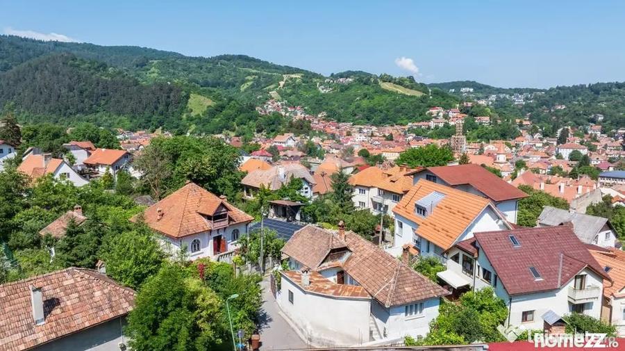 Casă cu 3 camere cu Teren 94 Mp în Schei