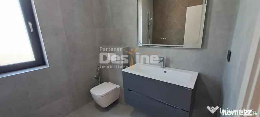 Casă cu 4 camere cu Teren 500 Mp în Vișani