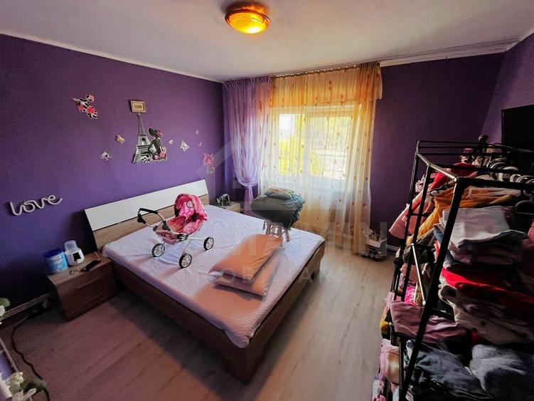 Apartament cu 3 camere semidecomandat, mobilat în 1 Mai
