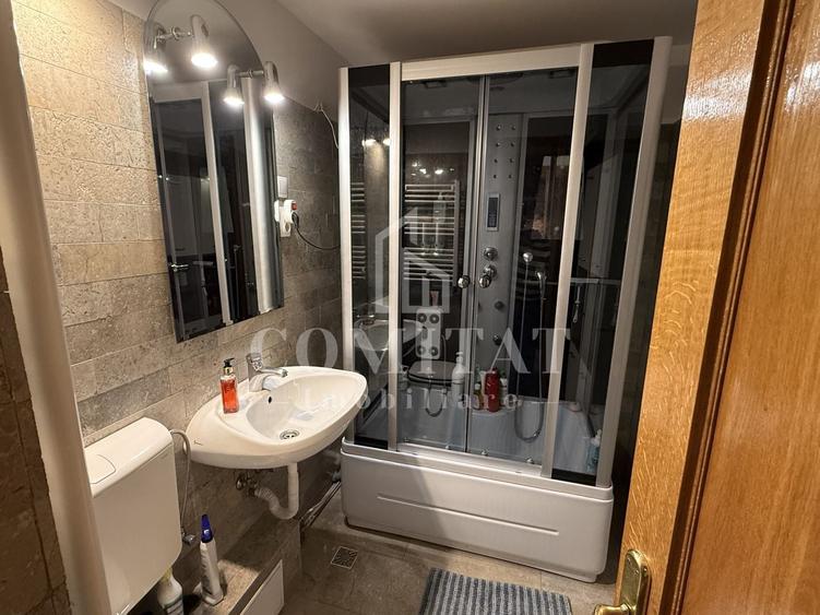Apartament cu 4 camere decomandat, mobilat în Mărăști