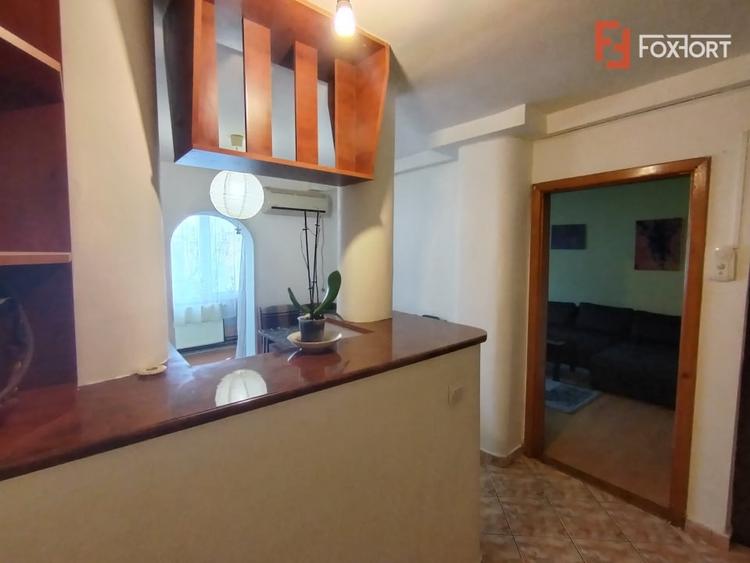 Apartament cu 3 camere decomandat, mobilat în Freidorf