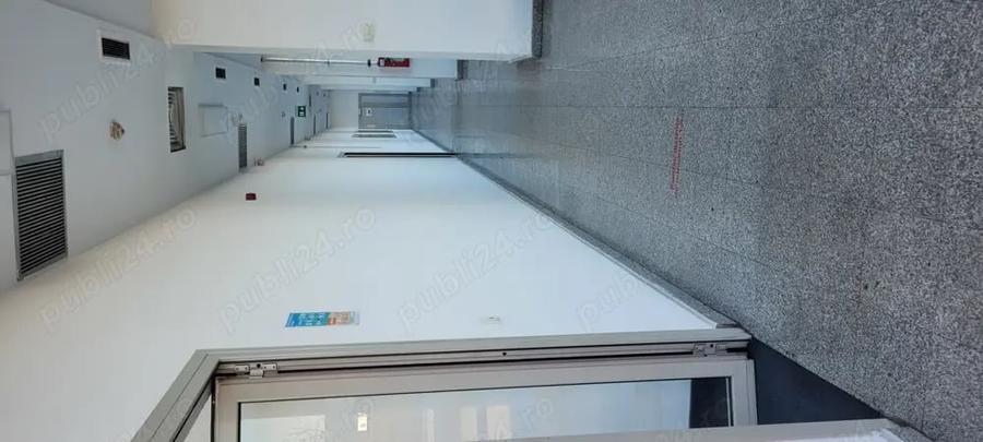 Spațiu comercial, de 33 mp, în Central