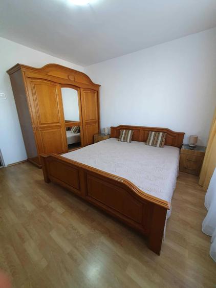 Apartament cu 2 camere decomandat în City Park Mall