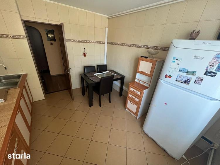 Apartament cu 2 camere în Micro 14