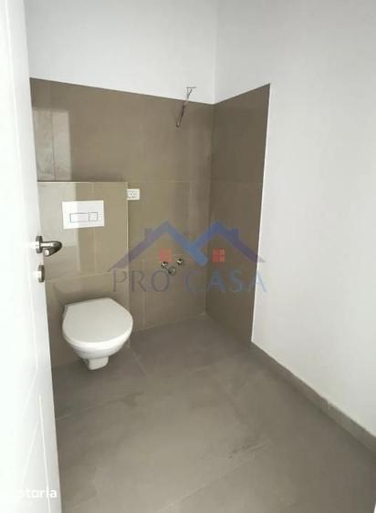Apartament cu 3 camere în Lipoveni