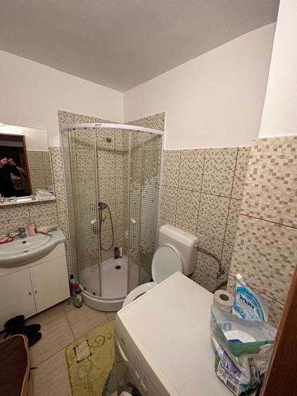 Apartament cu 4 camere decomandat în Bucovina