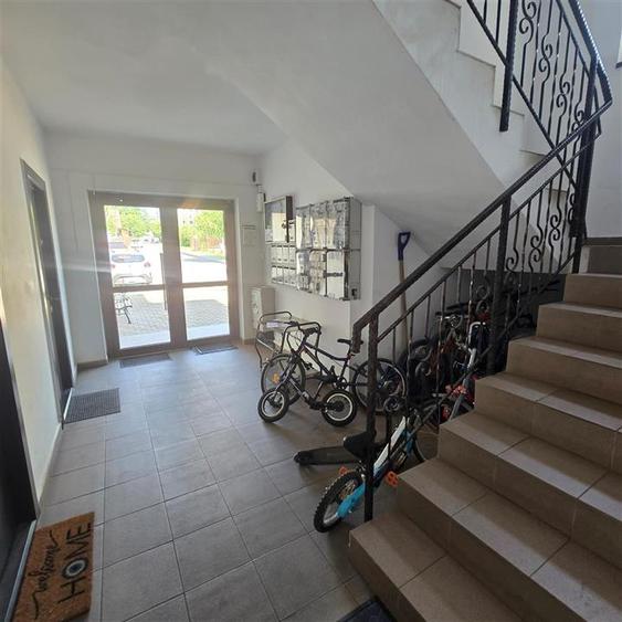 Apartament cu 2 camere decomandat în Cug