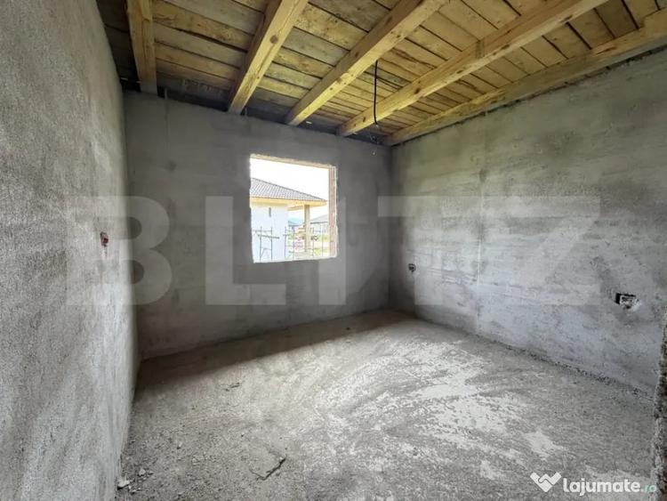 Casă cu 4 camere cu Teren 430 Mp în Central