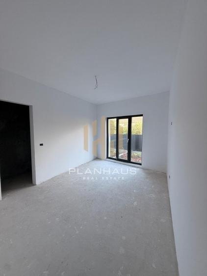 Apartament cu 3 camere decomandat în Griviței