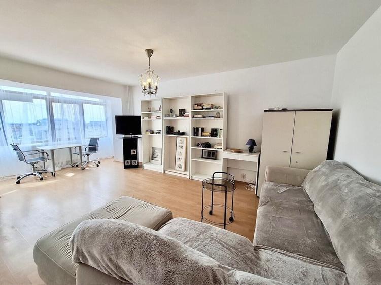 Apartament cu 3 camere decomandat, mobilat în 1 Mai