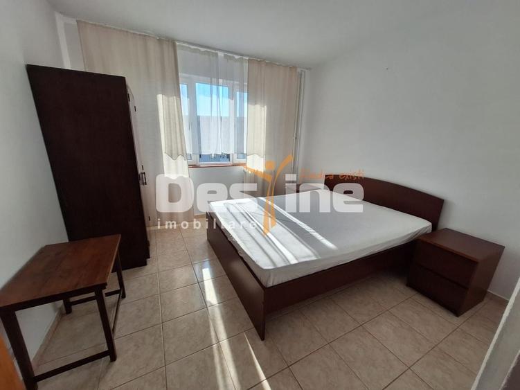 Apartament cu 3 camere decomandat, mobilat în Dristor