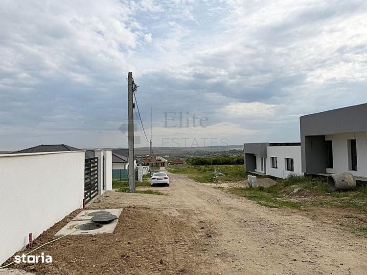 Casă cu 3 camere decomandat cu Teren 350 Mp în Paleu