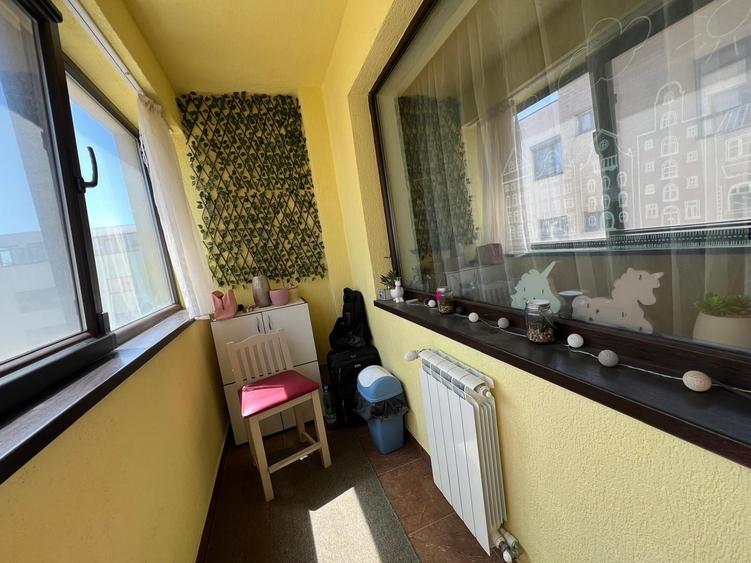 Apartament cu 3 camere decomandat, mobilat în Tomis Plus