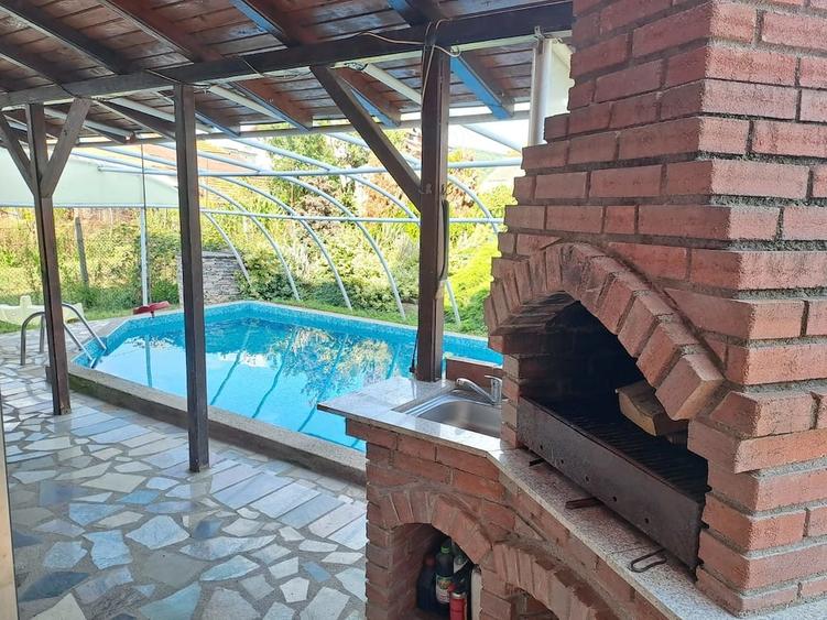 Casă cu Teren 600 Mp în Nord
