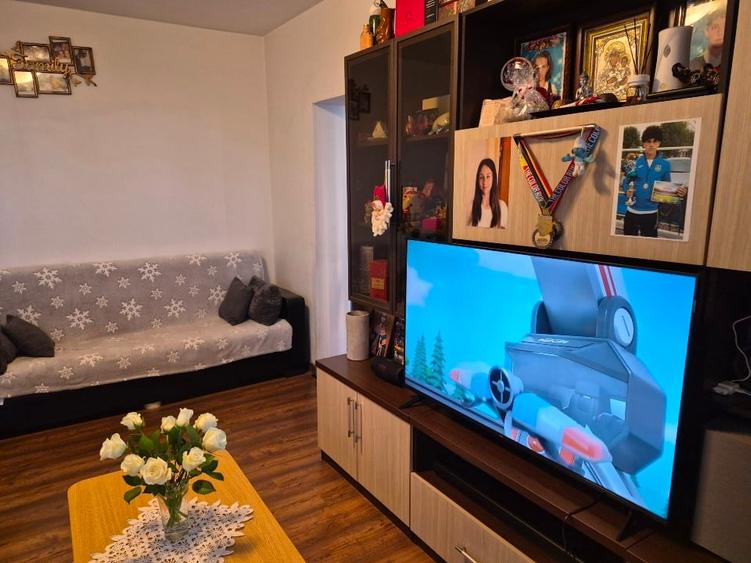 Apartament cu 2 camere semidecomandat, mobilat în Tomis III