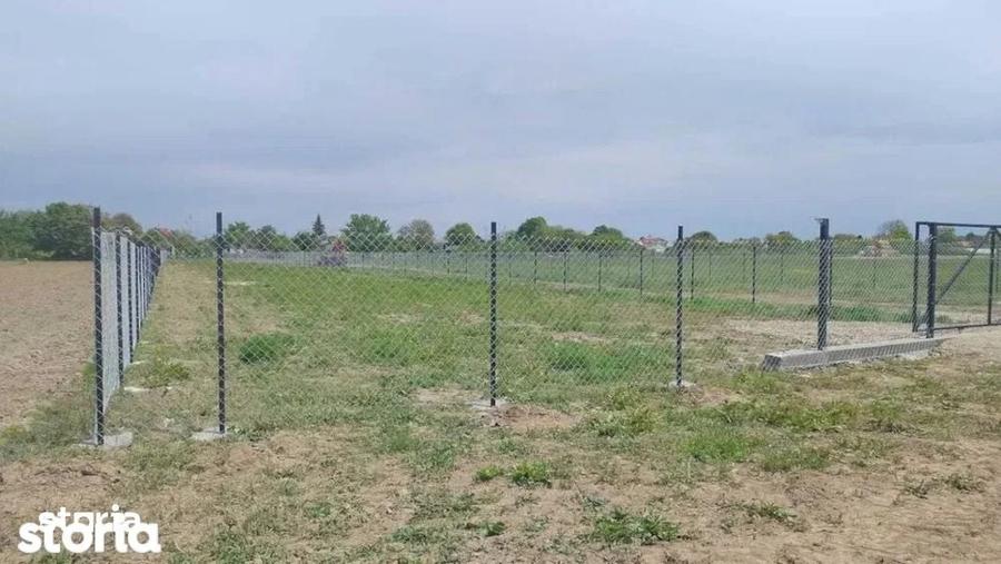 Teren de 2078 mp, în Ciolpani