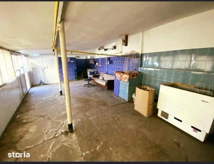 Casă cu 5 camere cu Teren 211 Mp în Tătărași