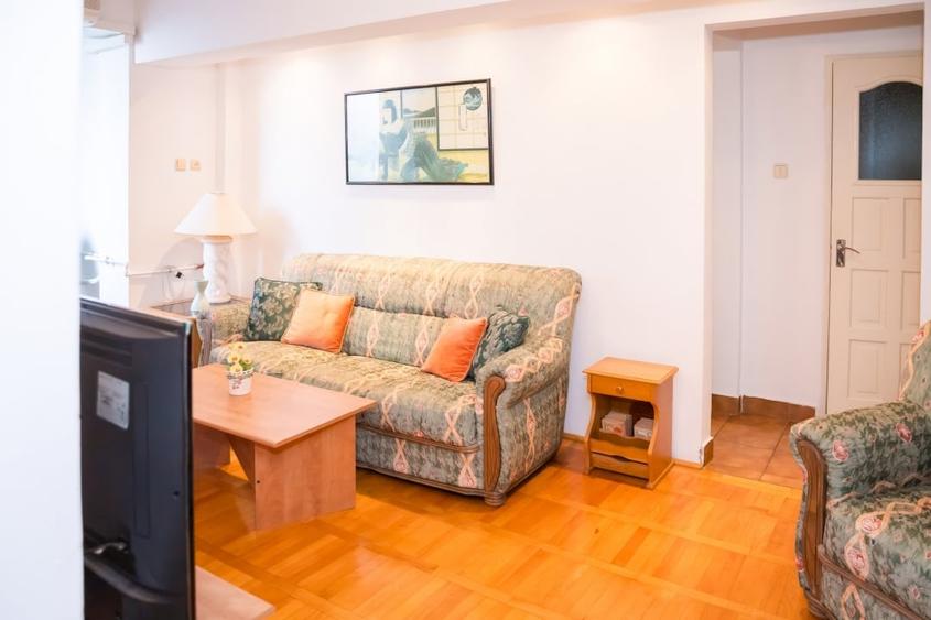 Apartament cu 2 camere semidecomandat în Floreasca