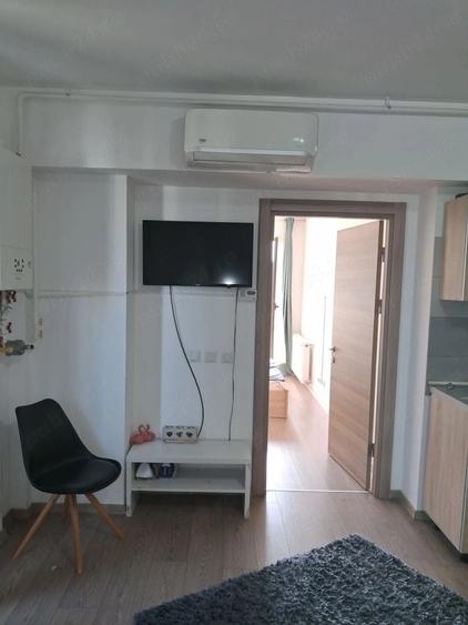 Apartament cu 2 camere semidecomandat în Pantelimon