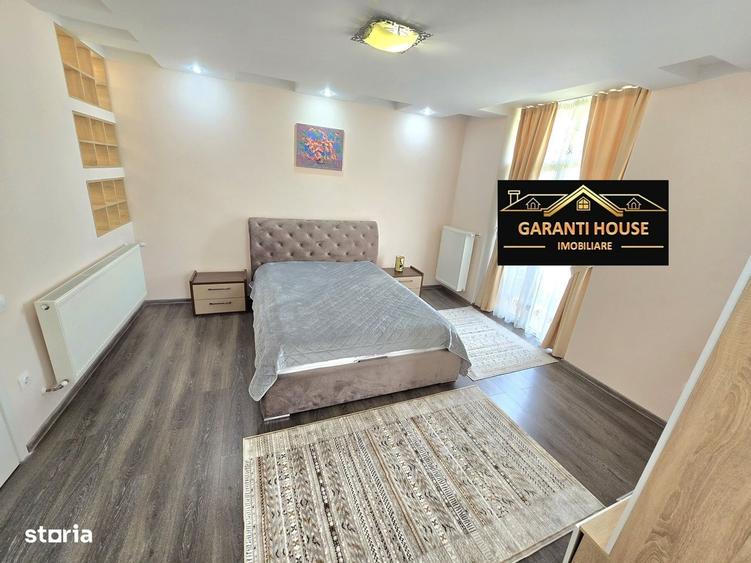 Casă cu 4 camere în Central
