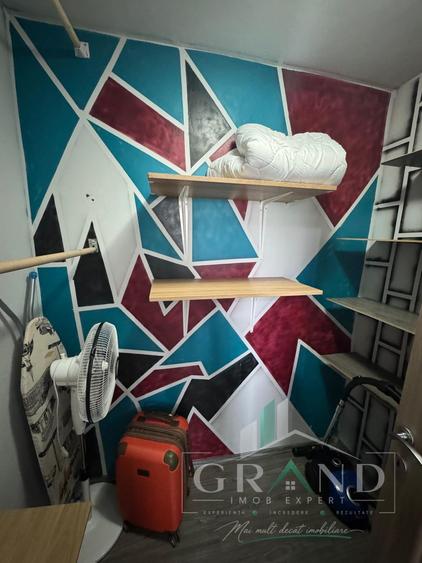Apartament cu 3 camere semidecomandat, mobilat în Mănăștur