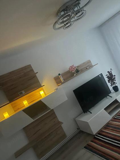 Apartament cu 3 camere decomandat în Popa Șapcă