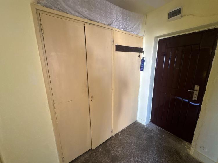 Titan - 2 camere - De renovat - Oportunitate - Investiție - Metrou - 10