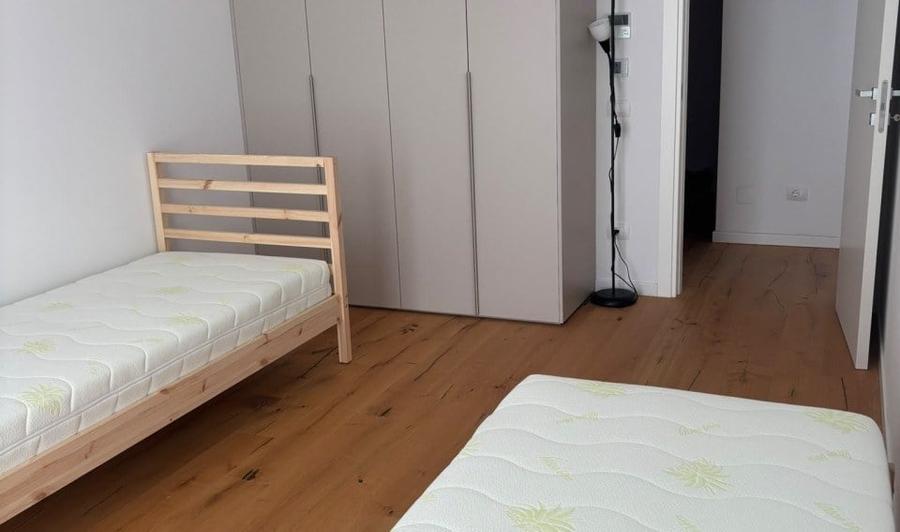 Apartament cu 3 camere în Aviației