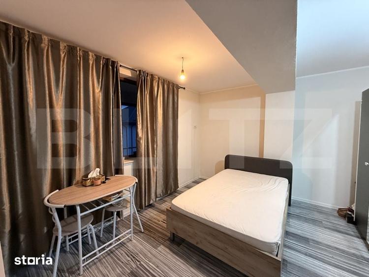 Casă cu 5 camere cu Teren 1025 Mp în Central