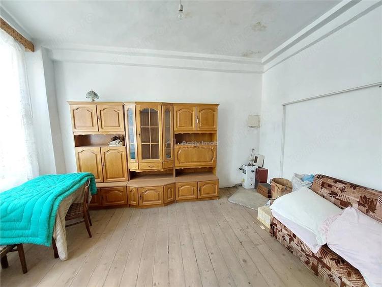 Apartament cu 2 camere decomandat în Ultracentral
