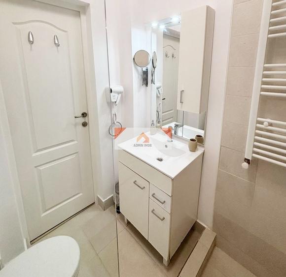 Apartament cu 2 camere decomandat în Gara de Nord