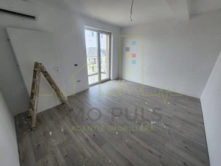 Apartament cu 2 camere decomandat în Girocului