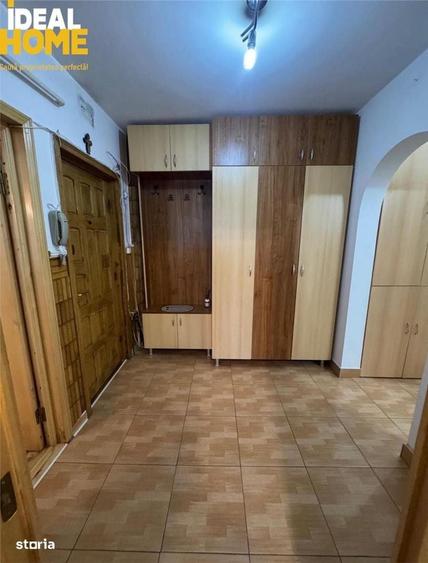 Apartament cu 2 camere decomandat în Nicolina
