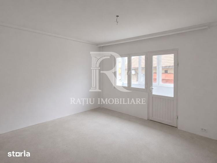 Apartament cu 4 camere în Orașul Nou