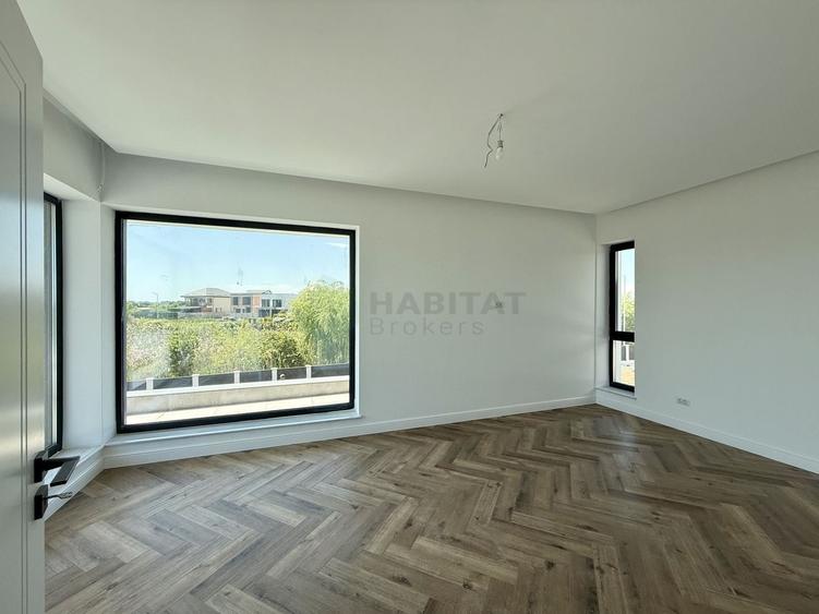 Casă individuală cu 6 camere cu Piscina în Tunari