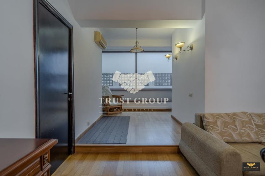 Apartament cu 8 camere decomandat, mobilat în Panduri