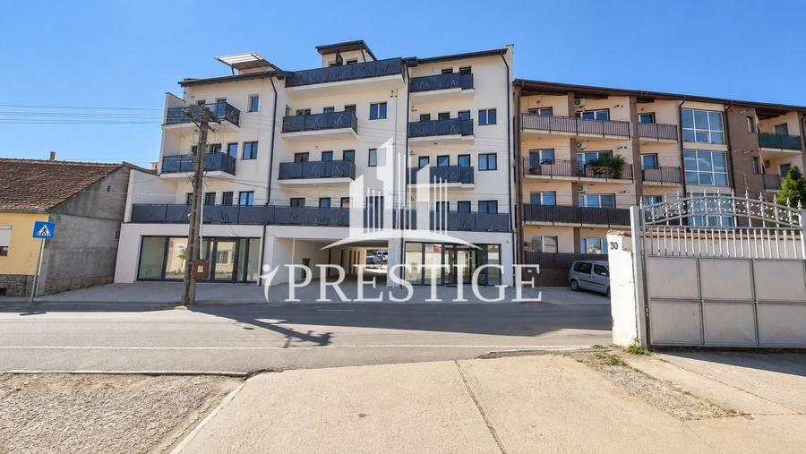 Apartament cu 3 camere decomandat în Turnișor